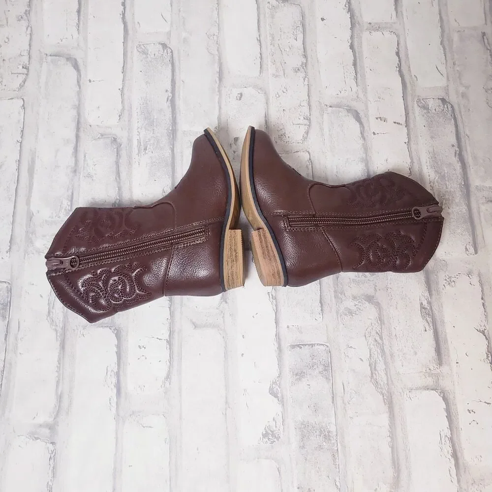 Cat & Jack Brown Toddler Cow Girl Boots